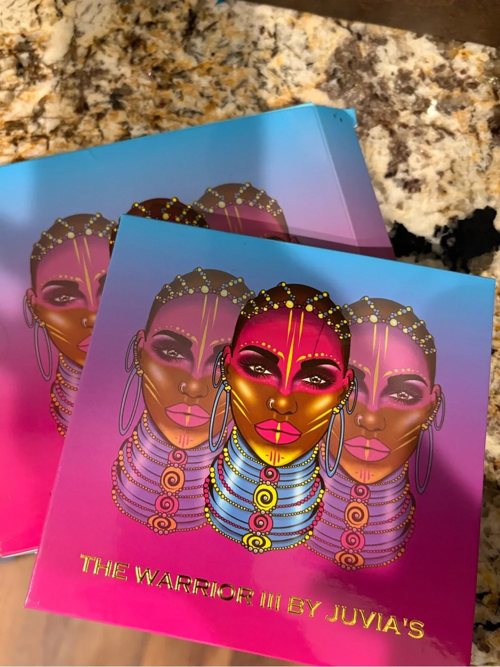 Juvia's Place The Warrior III Eyeshadow Palette - Pink & Blue Gradient